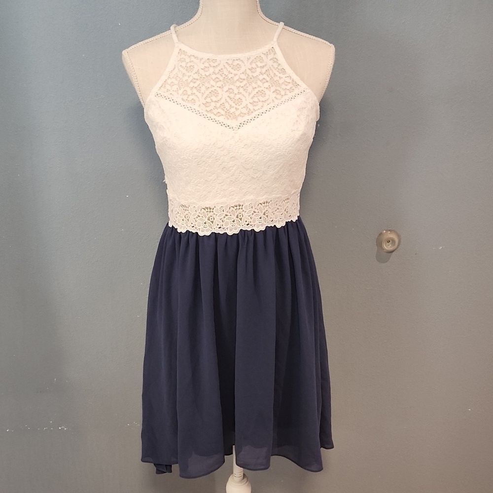 BCX floral lace Keyhole back high low sleeveless sheer colorblock Formal Preppy